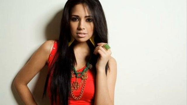 Jasmine Villegas DIVA.wmv смотреть онлайн