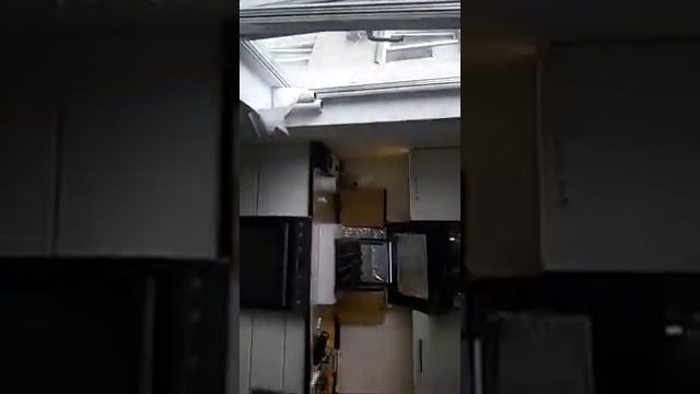 Шашлык в мангале на кухне многоэтажки Киева смотреть онлайн