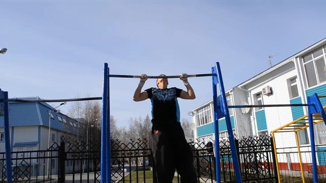 40 подтягиваний/ 40 pull-ups смотреть онлайн