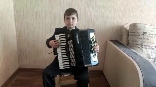 В.Лушников "Маленький вальс " Исполняет Нестеренко Артем смотреть онлайн