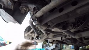 Замена втулок и тяжек(косточек) стабилизатора.Мерседес ML 350.164.