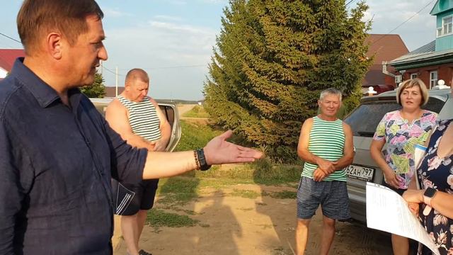 Народный депутат Ильгам Галин встретился с избирателями Новокабаново ч3 смотреть онлайн