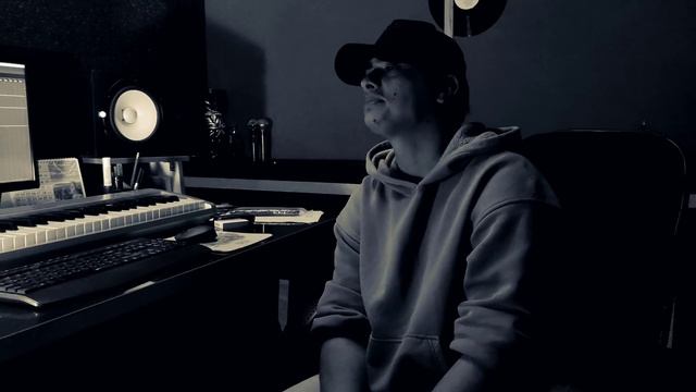 Umaro - Далеко - далеко журавли улетели ( Mood video ) 2022 смотреть онлайн