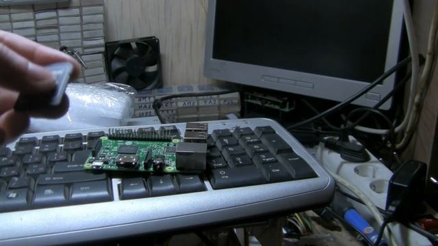 Raspberry Pi 3. Первый запуск, обзор, распаковка и первые впечатления. смотреть онлайн