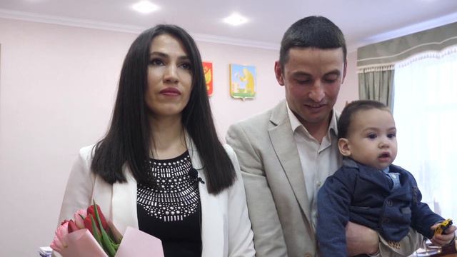 Торжественное вручение свидетельств по программе «Обеспечение жильем молодых семей» смотреть онлайн