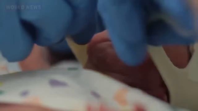 Малыш родился на 3 месеца раньше смотреть онлайн