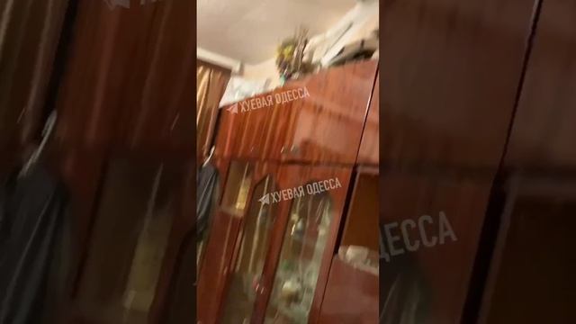 Ппо працуе часть 4 Помимо столба и дороги знищено ещё и чья то квартира смотреть онлайн