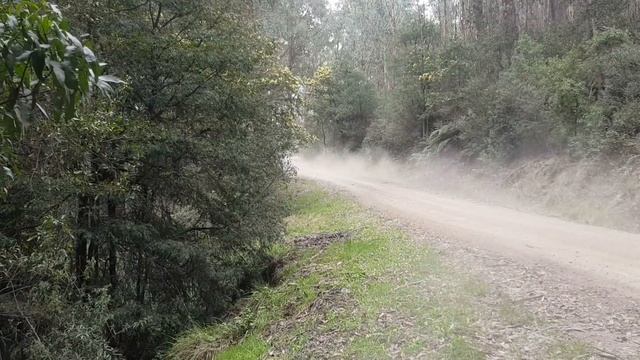 MRF Tyres Akademos 2017 смотреть онлайн