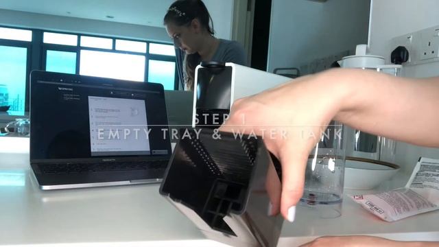 Descaling Essenza Mini: How to clean a Nespresso machine for the first time смотреть онлайн