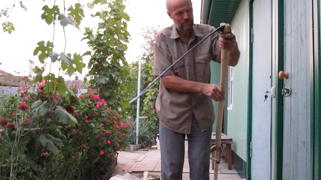 Коса ручная. Косовище. Как сделать косовище.mp4 смотреть онлайн