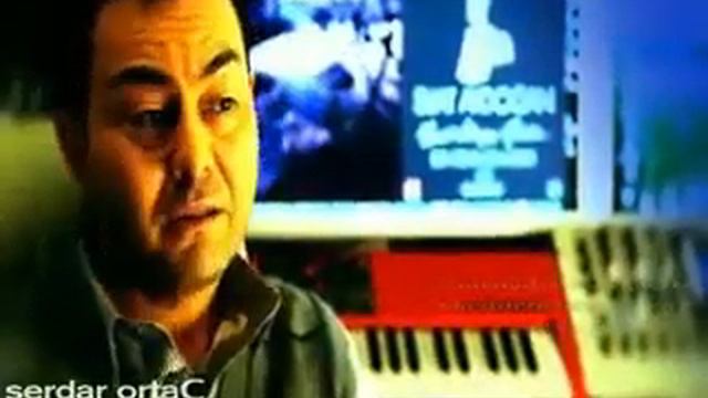 Serdar Ortac & Suat Aydoğan röportajı Müziktir Herşeyi Anlatan 2010 смотреть онлайн