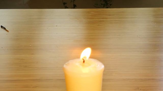 Как зажечь свечу не касаясь фитиля огнем? смотреть онлайн
