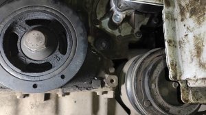 Обломило болт натяжителя ремня навесного. Нью Актион бензин.