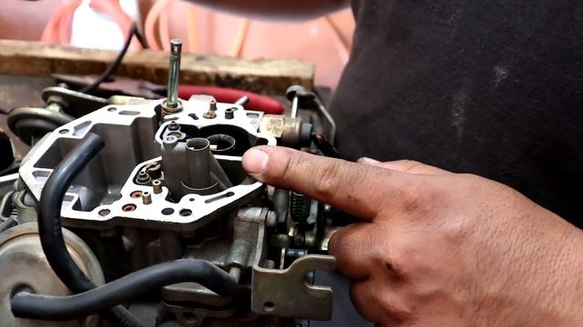 Nadie te enseñará los trucos para reparar este carburador смотреть онлайн