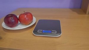 Яблони Вильямс Прайд и граф Эззо.