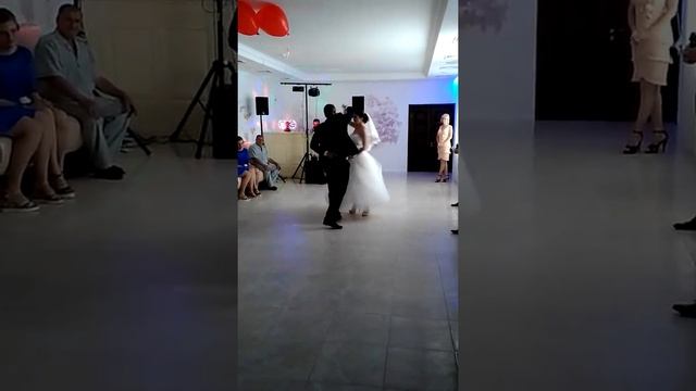 Вальс с поддержками под песню с м/ф "Анастасия" смотреть онлайн