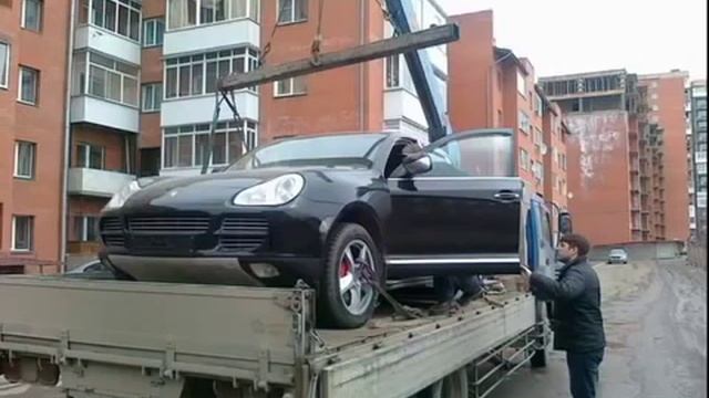 У владельца порше накипело на сервис!!! смотреть онлайн