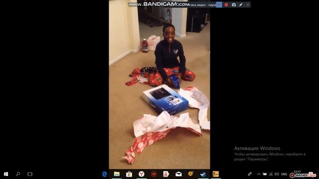 ПАЦАНУ КУПИЛИ НЕ НАСТОЯЩИЮ PS4 НА НОВЫЙ ГОД! смотреть онлайн