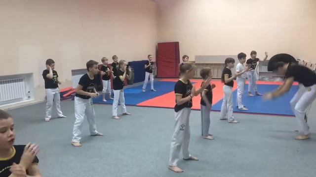 Капоэйра 8-12 лет смотреть онлайн