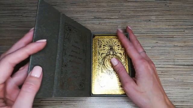 ЗОЛОТОЕ ПЛАСТИКОВОЕ ТАРО The Neo Rider Tarot Collection. смотреть онлайн