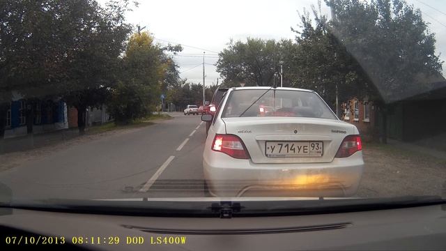 30с - ауди в444те01, лада х287тр93 - встречка, Краснодар, ул.Братьев Игнатовых/ул.Буденого смотреть онлайн