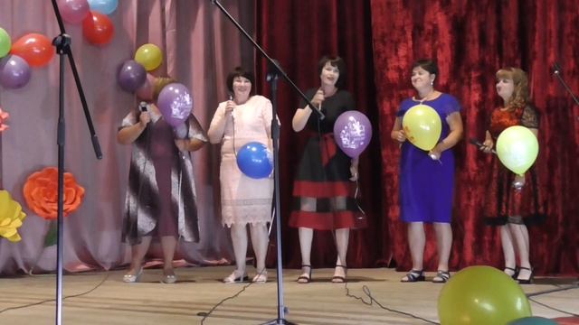 Вручение аттестатов-2019 Поздравление от родителей смотреть онлайн