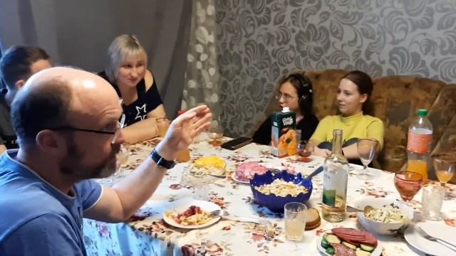 Мой день рождения!Празднование в кругу семьи! смотреть онлайн