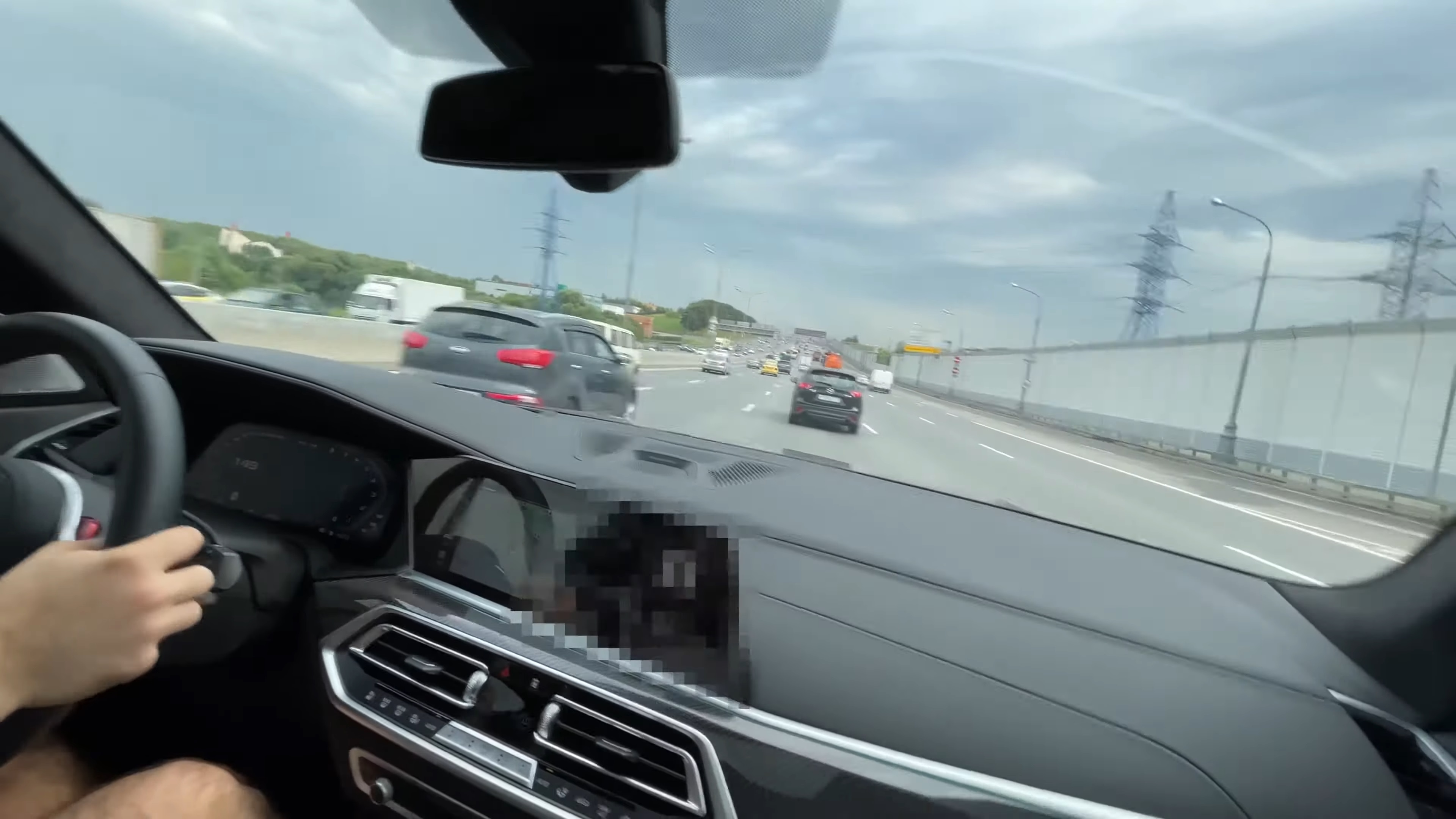 ТАДЖИК против BMW X5M G05. ЖЁСТКИЕ ШАШКИ смотреть онлайн