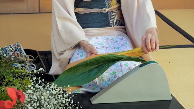 Yamada Midori Ikebana Ikenobo Demonstration (full, Japanese)