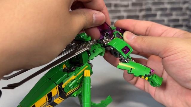 Jobby TRANSFORMS - Trojan Horse Hurricane [NOT Waspinator] смотреть онлайн