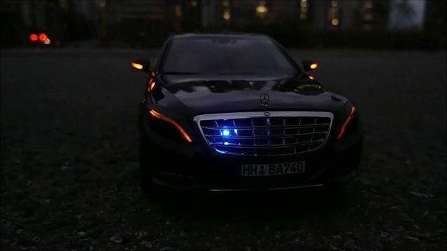 1/18 Autoart, Maybach S600 LED tuning by MBW смотреть онлайн