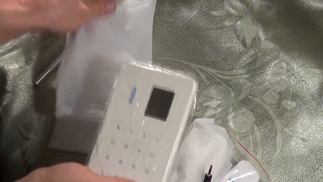 KERUI G18 Распаковка GSM сигнализации смотреть онлайн