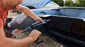 Еще одна наша лодка. Gladiator 380 PRO НДНД + Suzuki DT9.9/15. Устанавливаем транцевые колёса и ...