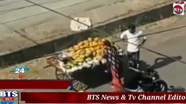 Bhopal Viral Video, Ek Lady Car Ko Dhakka Lagne Per Gareeb Bandi Wale Per Zulum Krrahi Hai#hopal смотреть онлайн