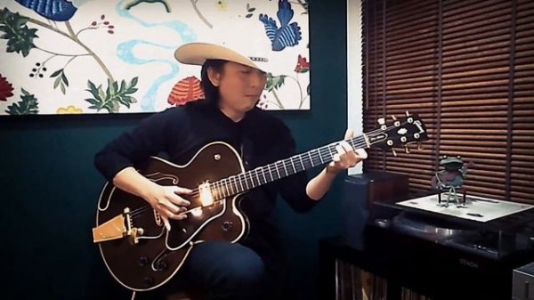 "Charade" - Charlie Hosoda - Chet Atkins Style Guitar Solo