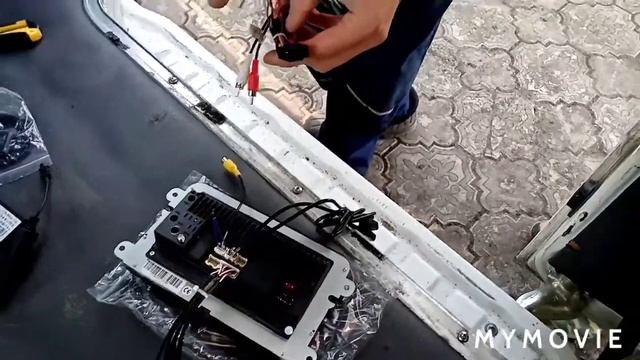 Установили на Ванюшку китайскую магнитолу. Жизнь в Сибири. смотреть онлайн