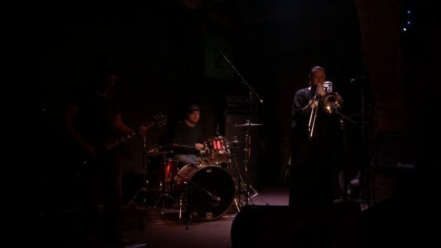 Джан Ку - Деньги (live) смотреть онлайн