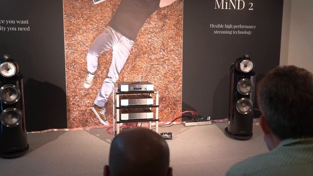 Moon by Sim Audio MiND 2 Bowers & Wilkins 803 @ High End Munich 2018 HiFi Show смотреть онлайн