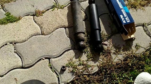Daewoo Matiz - hátsó lengéscsillapító csere смотреть онлайн