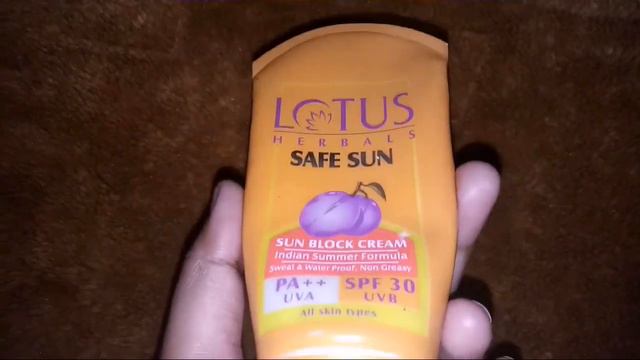 Lotus sun safe SUN BLOCK CREAM || Indian summer Formula || sweat proof || waterproof || non greasy смотреть онлайн