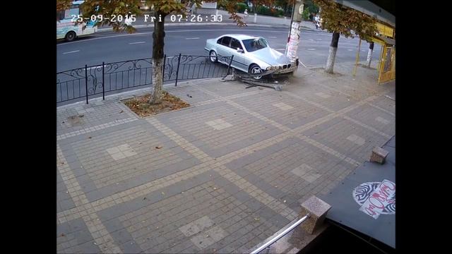 Нереально везучий ребенок пешеход в Симферополе смотреть онлайн