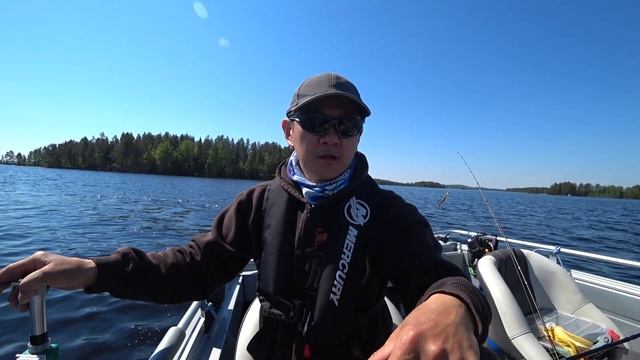 Как и где искать крупных рыб. Panoptix Livescope. Рыбалка в Финляндии. смотреть онлайн