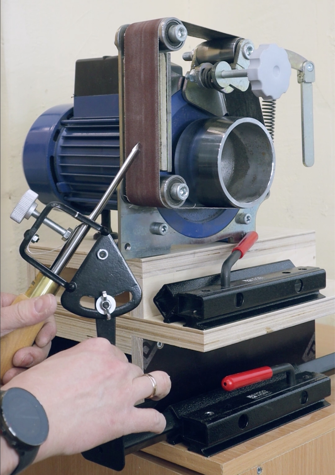 Как быстро и легко заточить токарный резец | Приспособление для заточки токарных резцов PWT-400 смотреть онлайн