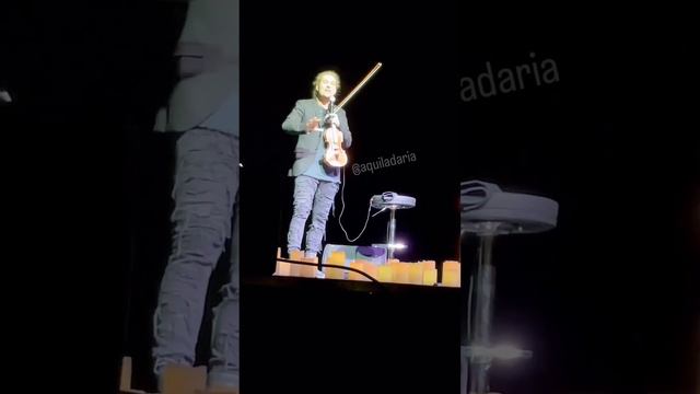 Дэвид Гарретт обьясняет почему он носит одну и ту же одежду. Турция 18.10.2023 #davidgarrettmusik смотреть онлайн