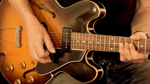 2015 Gibson Custom Shop ES-330 VOS смотреть онлайн