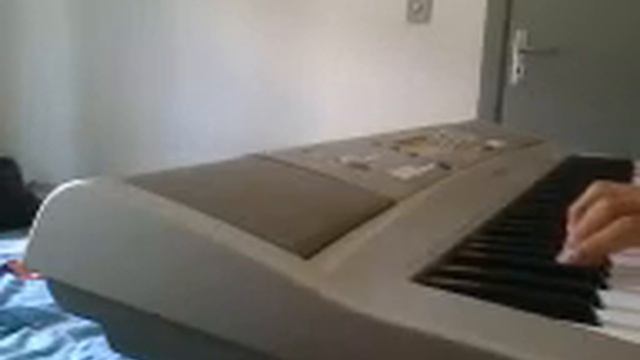 Thiago Ferreira Plays - Blues In The Night on PSR-E303 Keyboard смотреть онлайн