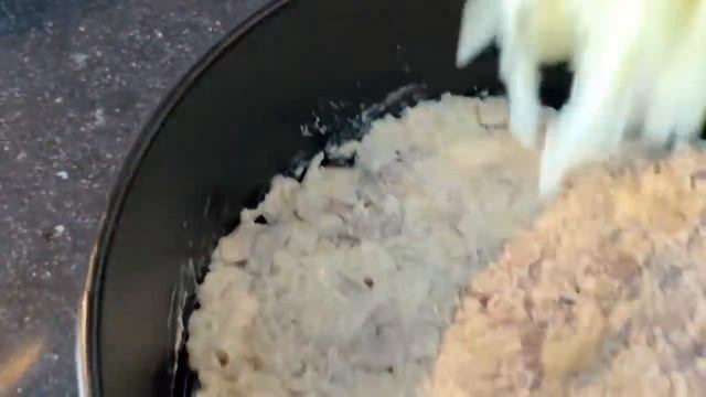 Куриный салат с черносливом и чесноком смотреть онлайн