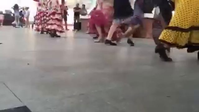 Урок фламенко в ДК «ТОАЗ» смотреть онлайн