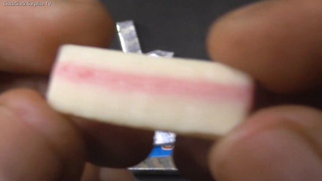 Three Layer Center Fresh Strawberry and Peppermint flavour gum opening смотреть онлайн