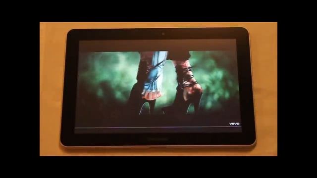 Samsung Galaxy Tab 10.1 Review: First Impressions смотреть онлайн